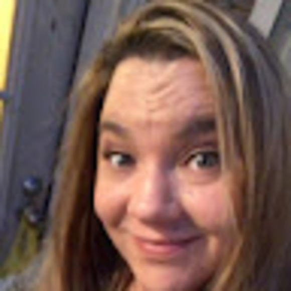 Meet your Posher, Rachel - Picture 1 of 1